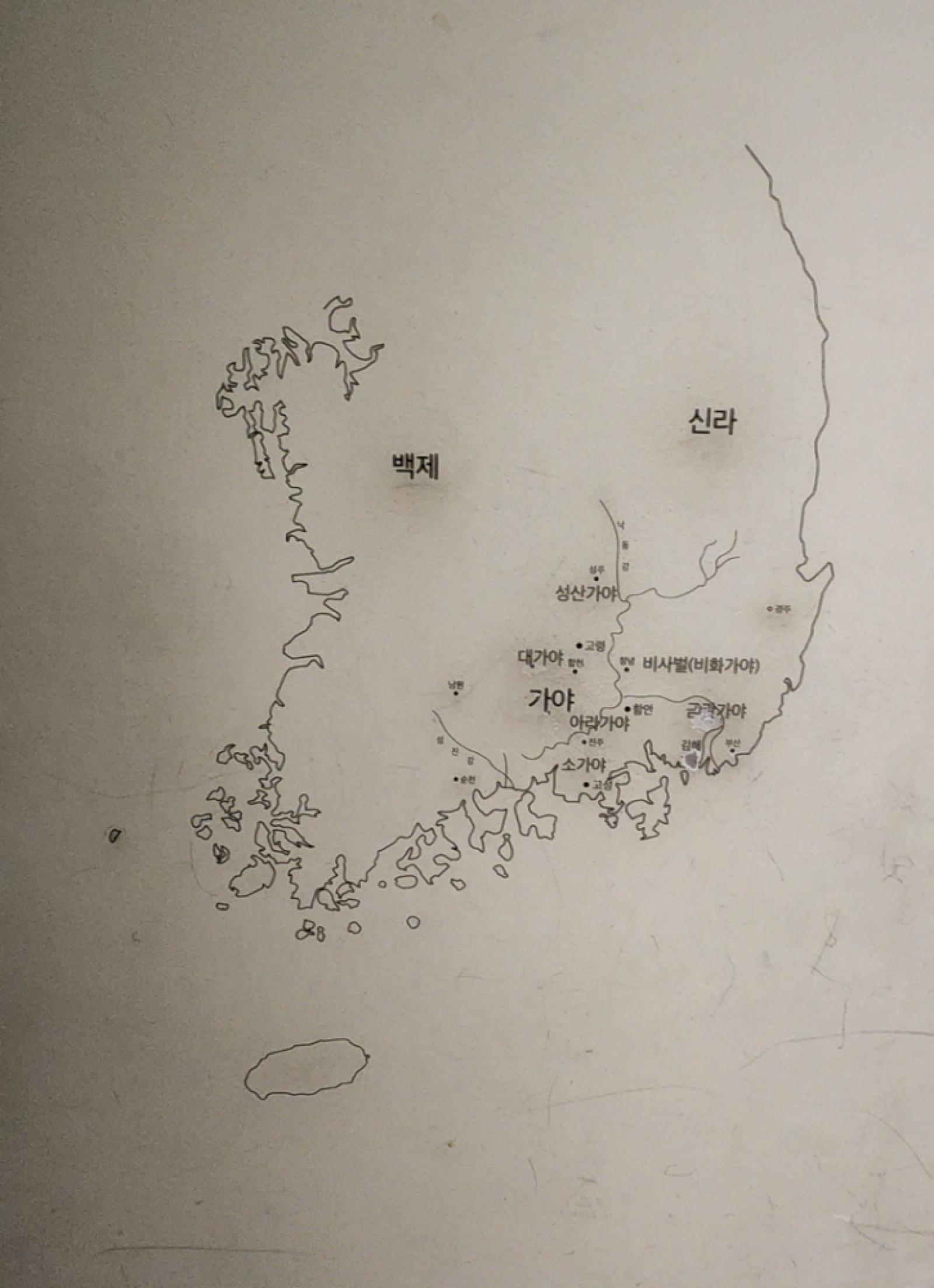 그림입니다.  원본 그림의 이름: CLP00009a000007.bmp  원본 그림의 크기: 가로 764pixel, 세로 1053pixel