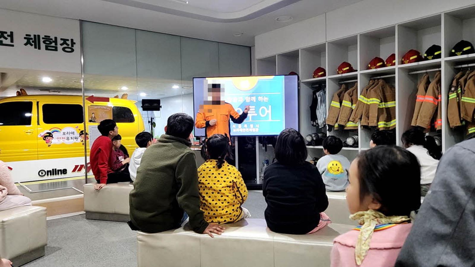 그림입니다.  원본 그림의 이름: IMG_3104.JPG  원본 그림의 크기: 가로 1113pixel, 세로 626pixel  사진 찍은 날짜: 2026년 03월 01일 오후 13:01  색 대표 : sRGB  EXIF 버전 : 0221