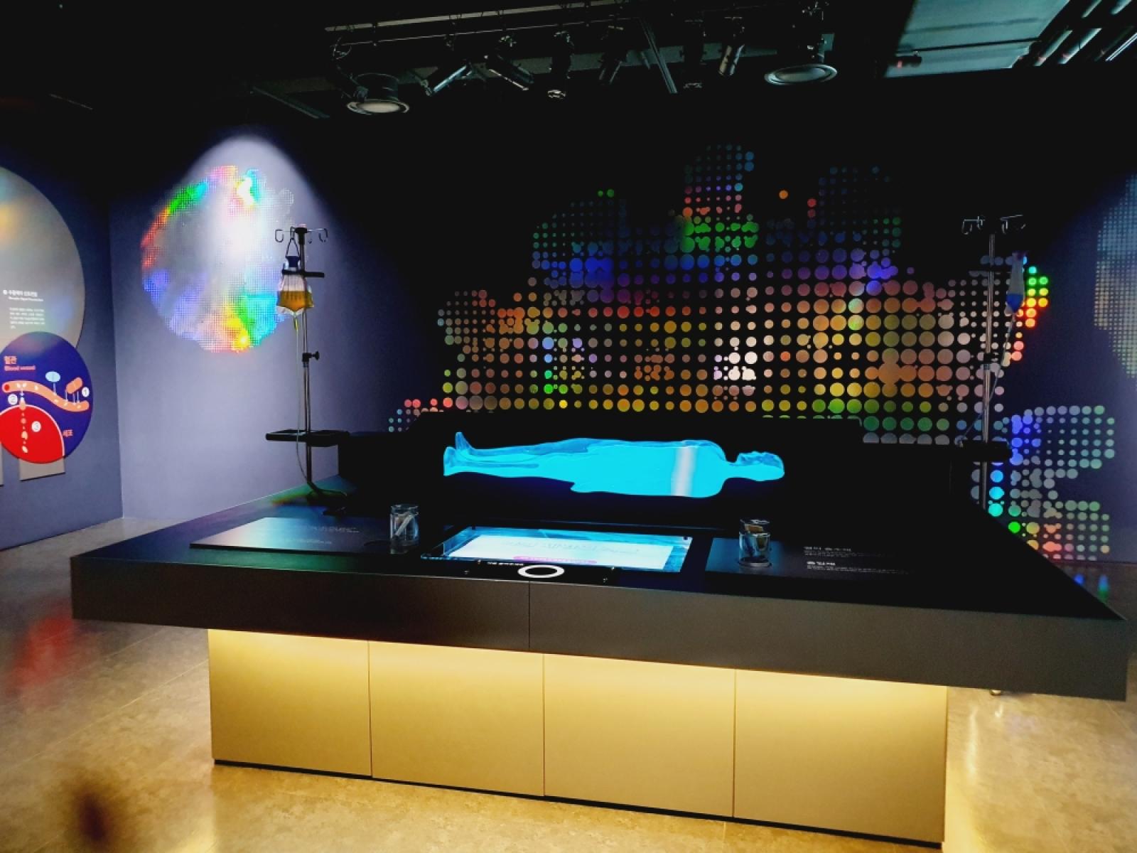 그림입니다.  원본 그림의 이름: KakaoTalk_20260325_144033101_01.jpg  원본 그림의 크기: 가로 4032pixel, 세로 3024pixel  사진 찍은 날짜: 2026년 02월 26일 오후 12:35  카메라 제조 업체 : samsung  카메라 모델 : SM-G977N  프로그램 이름 : G977NKSU6HWD3  F-스톱 : 1.5  노출 시간 : 1/40초  ISO 감도 : 500  색 대표 : sRGB  노출 모드 : 자동 